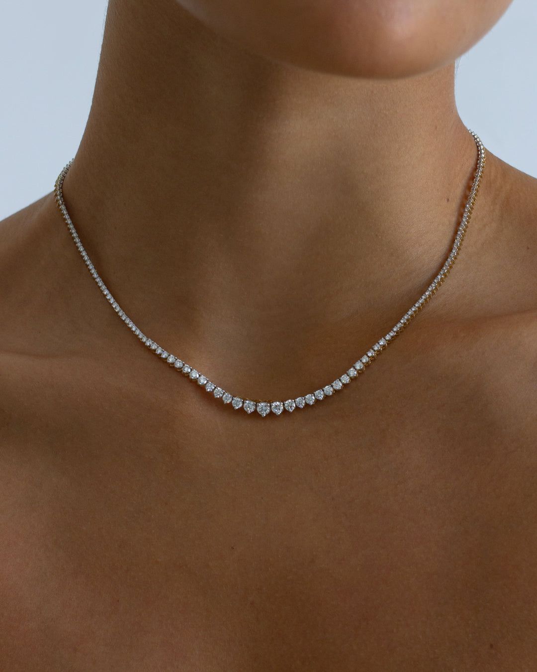 14K White Gold Graduated Tennis Necklace 7 Ct Round Diamond