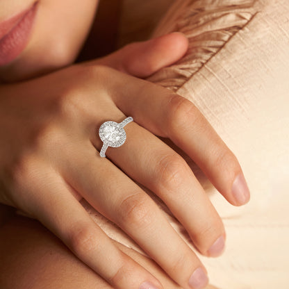 1.5 Cttw 925 Sterling Silver Solitaire with Side Accent Diamond Ring