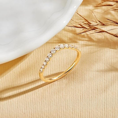 Women’s 0.40 Ct Diamond Curved Shaped Wedding Band in 14K Yellow Gold