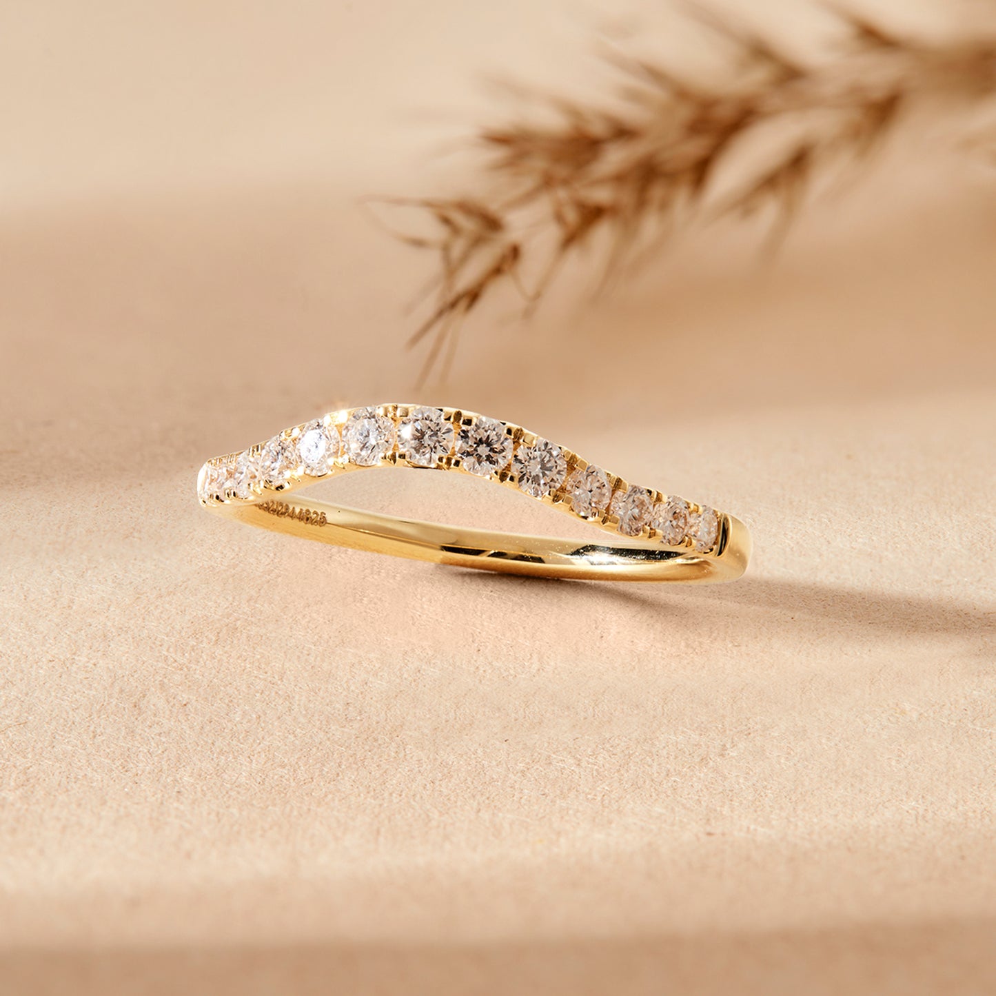 Women’s 0.40 Ct Diamond Curved Shaped Wedding Band in 14K Yellow Gold
